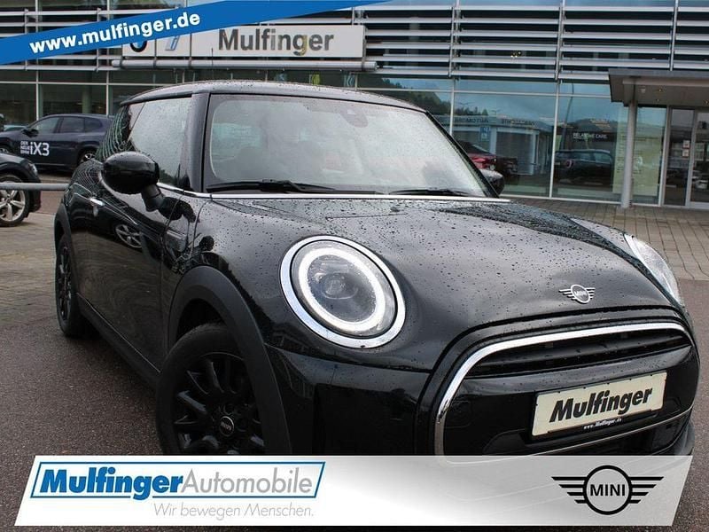 Gebraucht Mini Cooper Classic 136 PS (100 kW) 2023 Midnightblack Kleinwagen