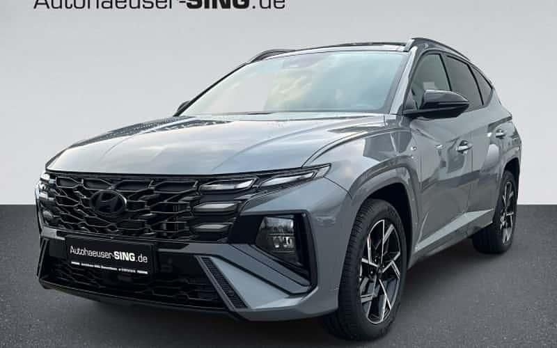 Grau Neu 2025 Hyundai Tucson N Line SUV | 36.390 € (Etwas zu teuer) - Bild 1/4