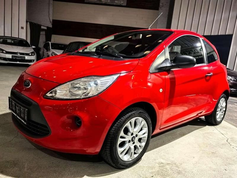 Rot Gebraucht 2015 Ford Ka Ambiente Kleinwagen | 5.500 € (Fairer Preis) - Bild 1/4