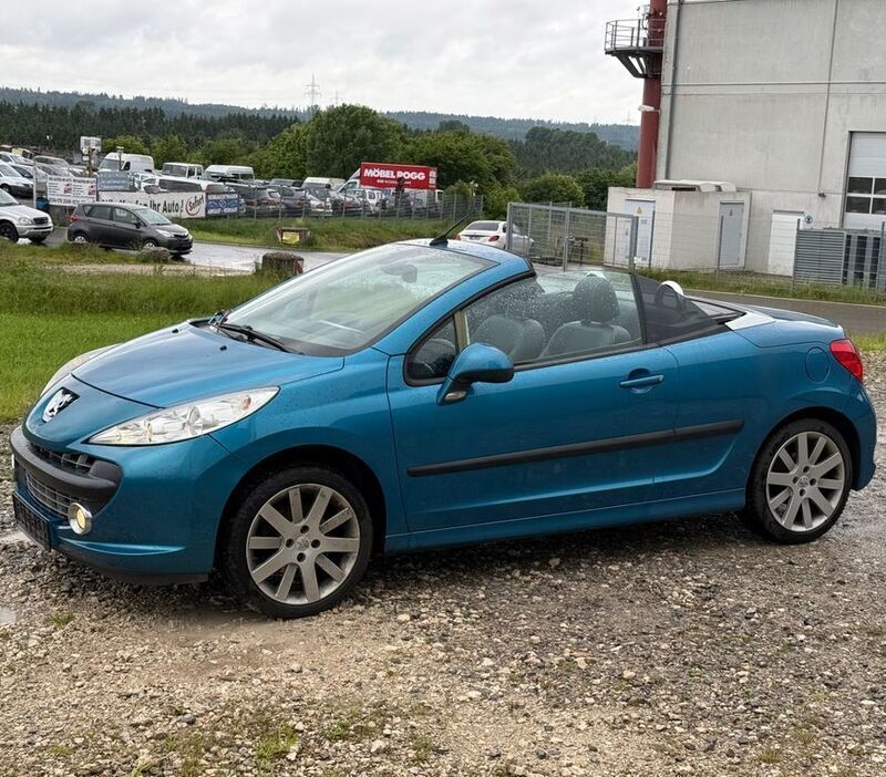 Blau Gebraucht 2007 Peugeot 207 CC Cabrio | 1.900 € (Guter Preis) - Bild 1/4
