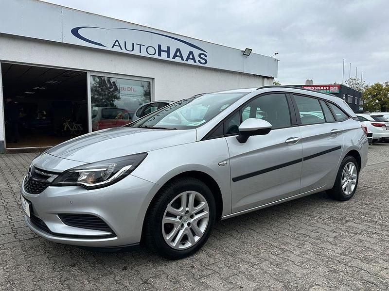 Silber Gebraucht 2019 Opel Astra Edition Kombi | 11.790 € (Etwas zu teuer) - Bild 1/4
