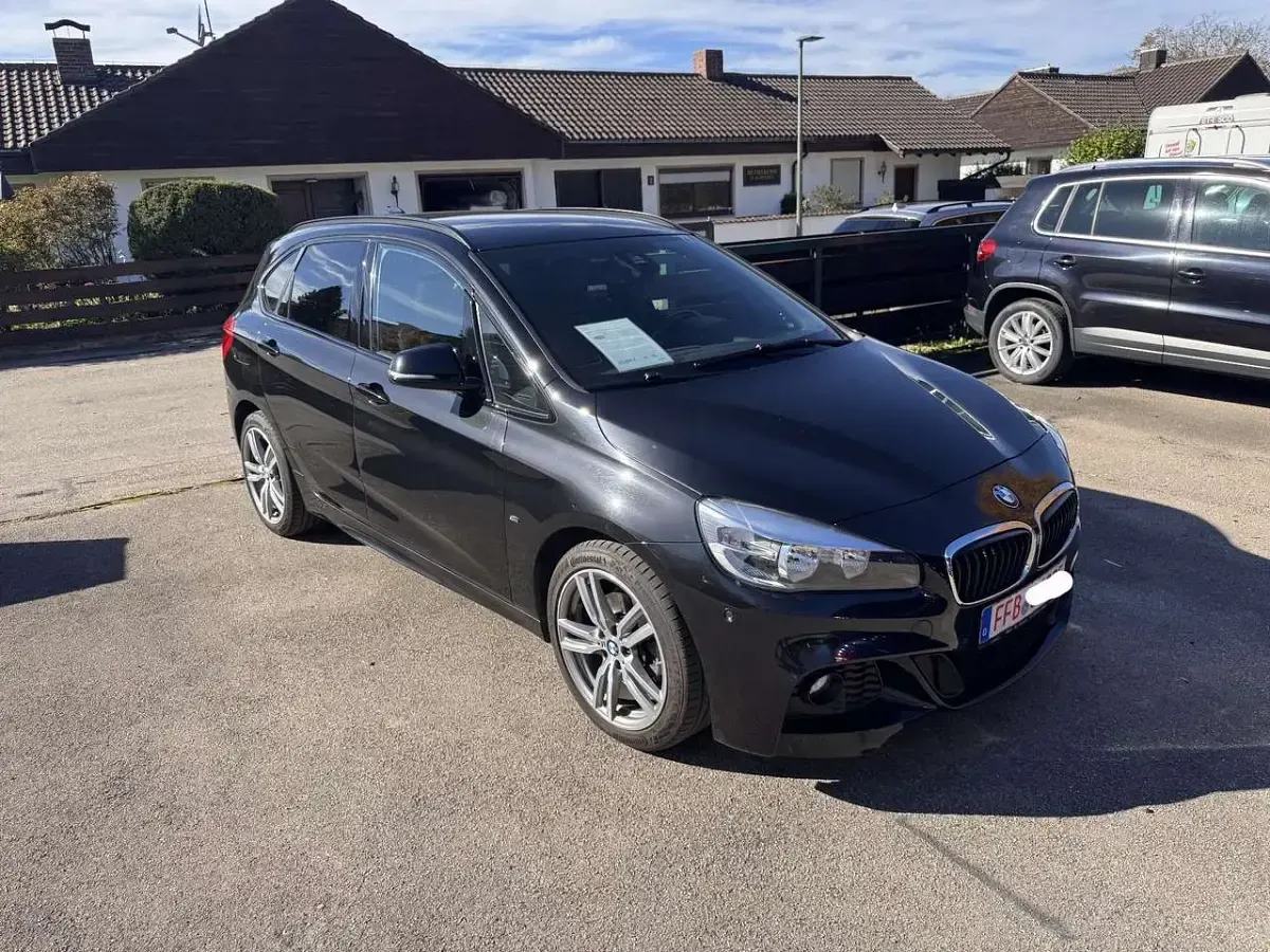 Gebraucht BMW 218 Active Tourer M Sport 136 PS (100 kW) 2016 Schwarz Van / Kleinbus