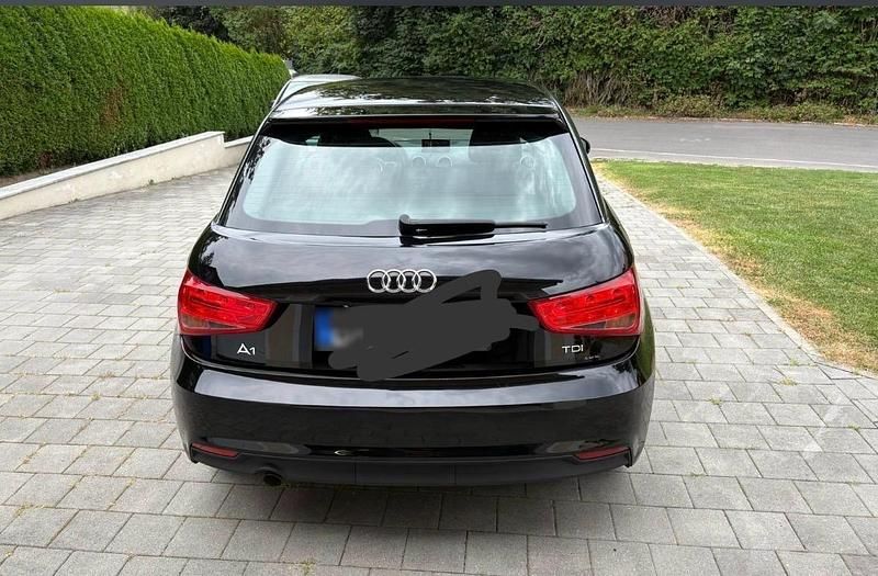 Gebraucht Audi A1 90 PS (66 kW) 2016 Schwarz Kleinwagen