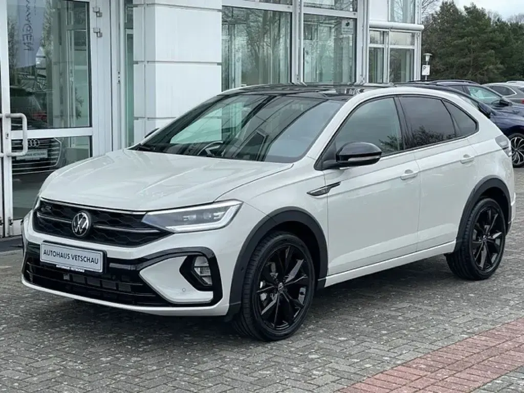 Gebraucht VW Taigo R-line 150 PS (110 kW) 2023 Grau SUV