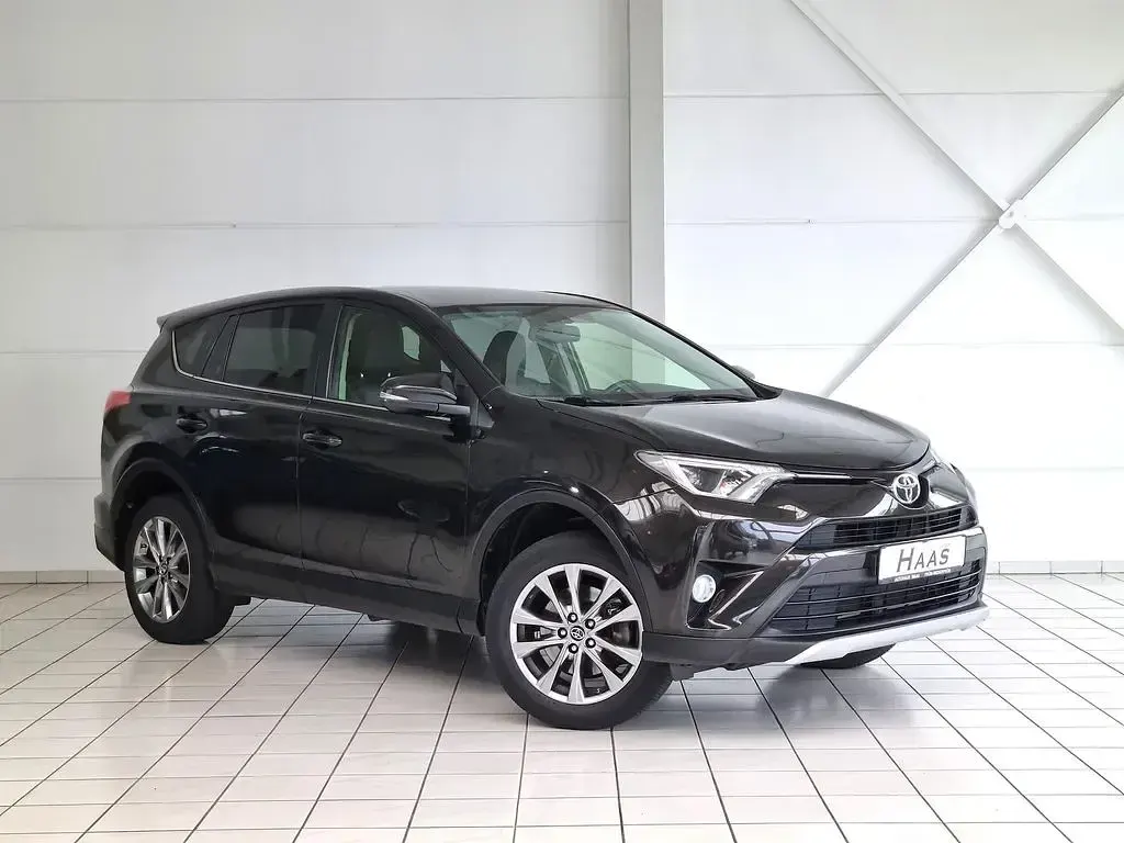 Gebraucht Toyota RAV4 Edition 152 PS (111 kW) 2016 Braun SUV