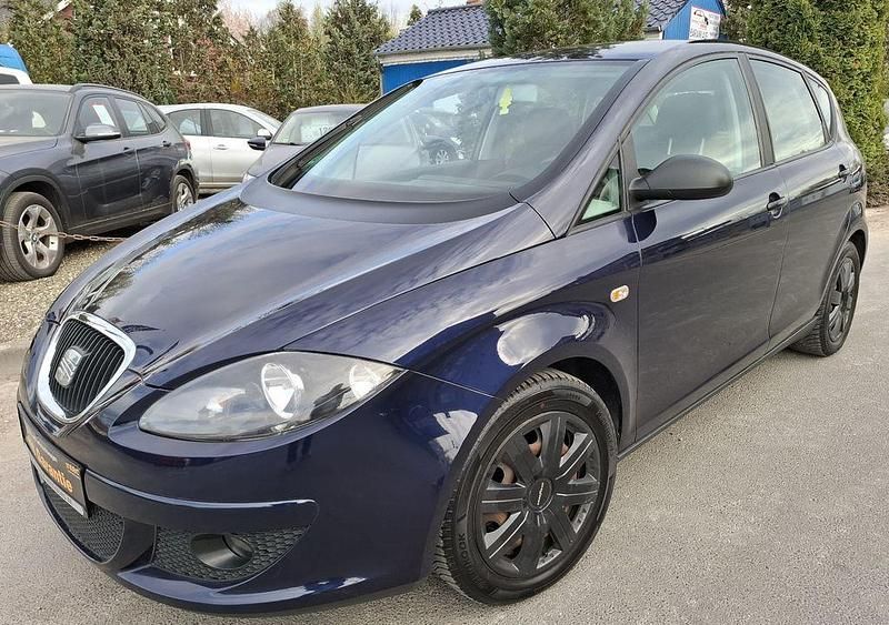 Gebraucht 2009 Seat Altea Comfort Van / Kleinbus | 4.590 € (Fairer Preis) - Bild 1/4