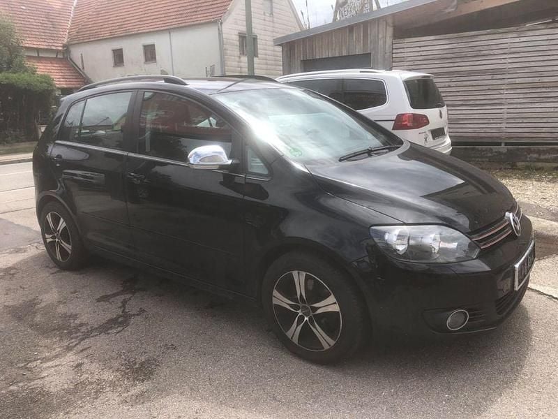 Schwarz Gebraucht 2009 VW Golf Plus Cross Comfortline Van / Kleinbus | 4.890 € (Superpreis) - Bild 1/4
