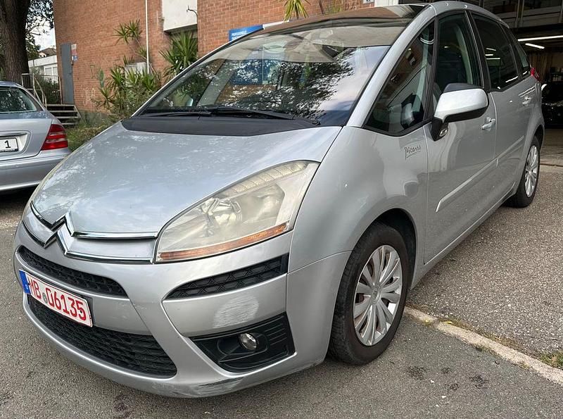 Grau Gebraucht 2009 Citroën C4 Picasso Tendance Van / Kleinbus | 2.499 € (Fairer Preis) - Bild 1/4