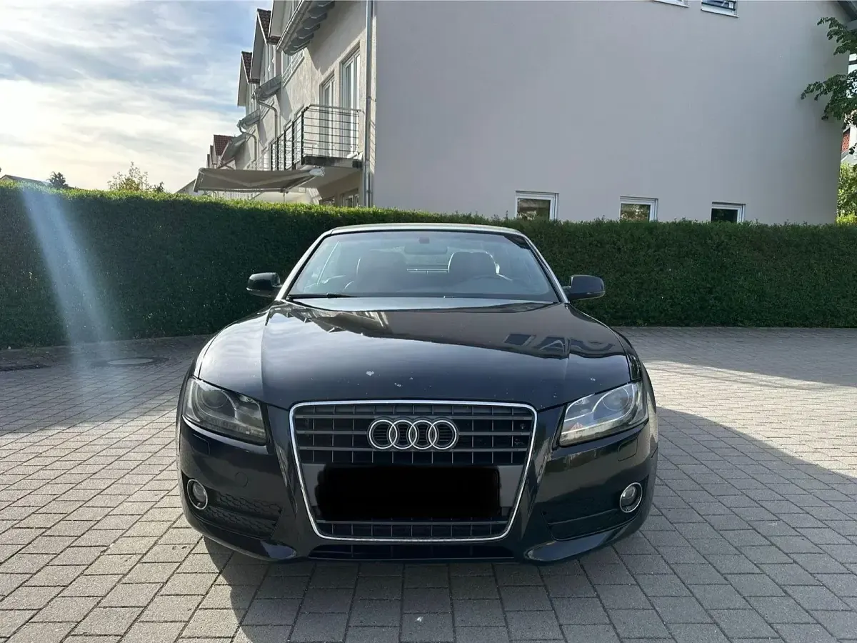 Gebraucht Audi A5 Cabriolet Sport 160 PS (117 kW) 2010 Schwarz Cabrio