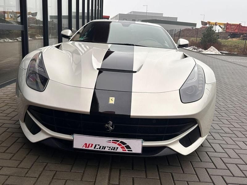 Gebraucht Ferrari F12 741 PS (545 kW) 2013 Weiß Coupé