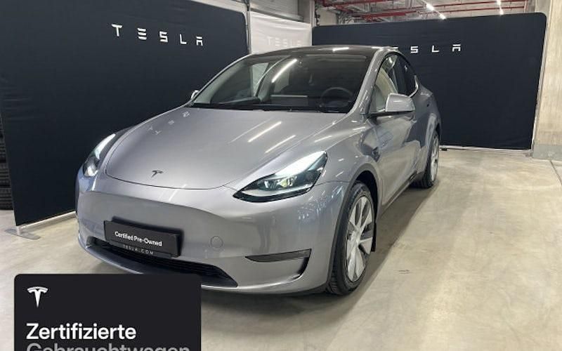 Gebraucht Tesla Model Y 273 kW (372 PS) 2024 Silber SUV