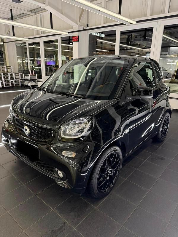 Gebraucht Smart ForTwo Coupé 90 PS (66 kW) 2019 Schwarz Coupé