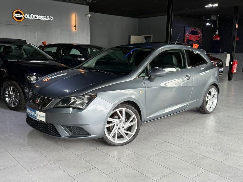 Grau Gebraucht 2017 Seat Ibiza SC Style Kleinwagen | 10.490 € - Bild 1/4