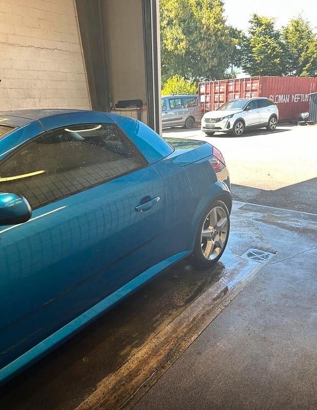 Gebraucht Opel Tigra 90 PS (66 kW) 2005 Blau Cabrio