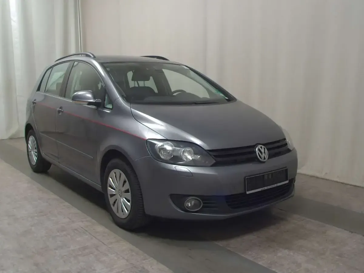 Gebraucht VW Golf VII Trendline 105 PS (77 kW) 2013 Grau Limousine