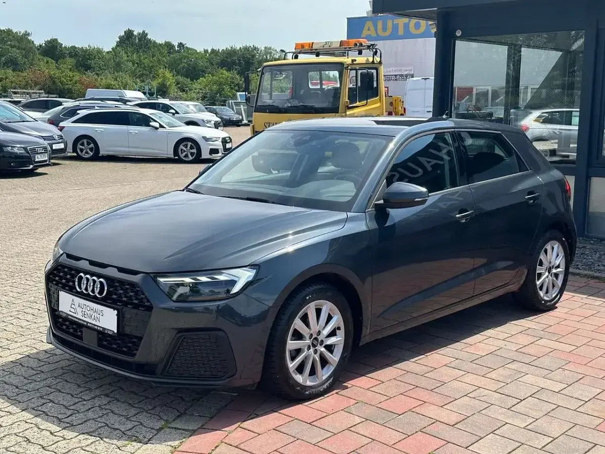 Gebraucht Audi A1 Sportback 95 PS (69 kW) 2024 Grau Kleinwagen