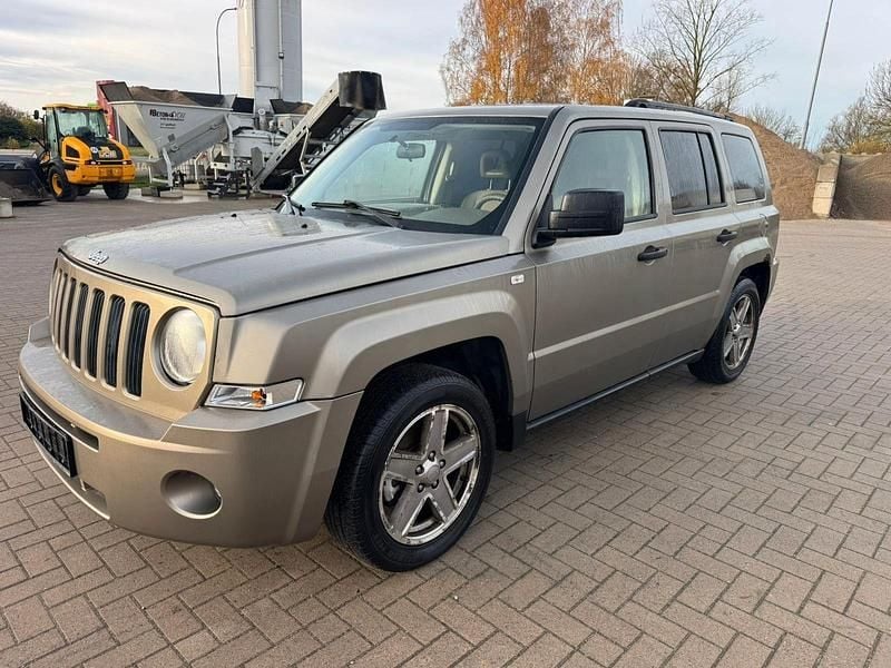 Gebraucht 2008 Jeep Patriot Sport SUV | 1.850 € - Bild 1/4