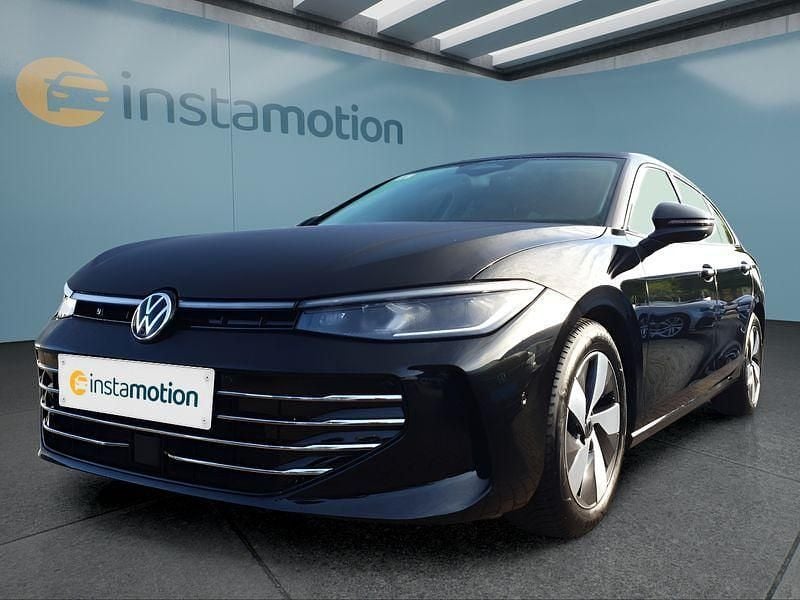 Schwarz Gebraucht 2025 VW Passat Kombi | 38.349 € (Fairer Preis) - Bild 1/4