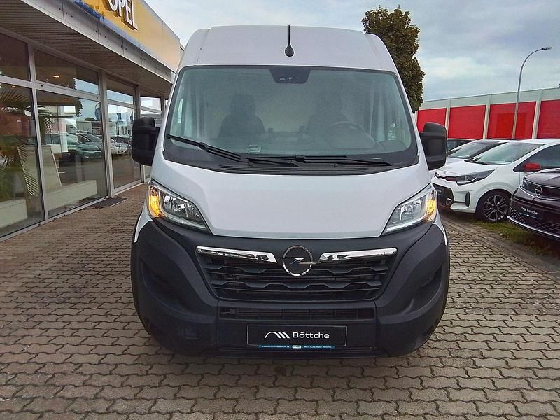 Gebraucht Opel Movano Edition 165 PS (121 kW) 2024 Lackierung weiss icy/typ aussenverkleidung spiegel flach standard Van