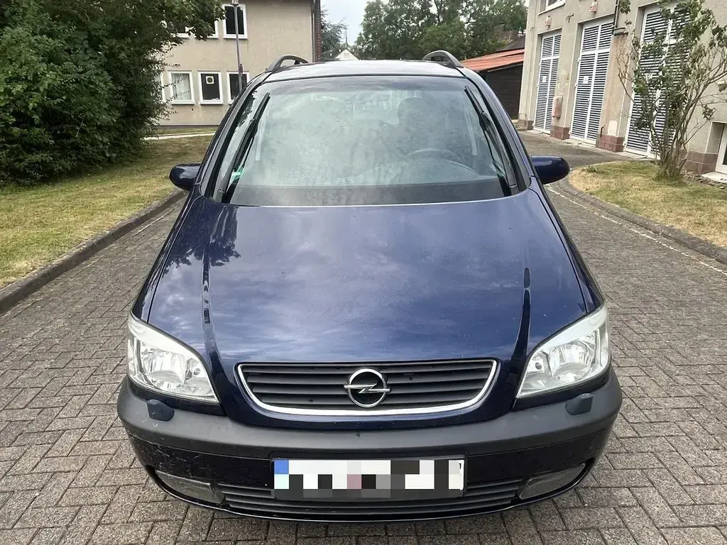 Gebraucht Opel Zafira Elegance 116 PS (85 kW) 2000 Blau Van / Kleinbus