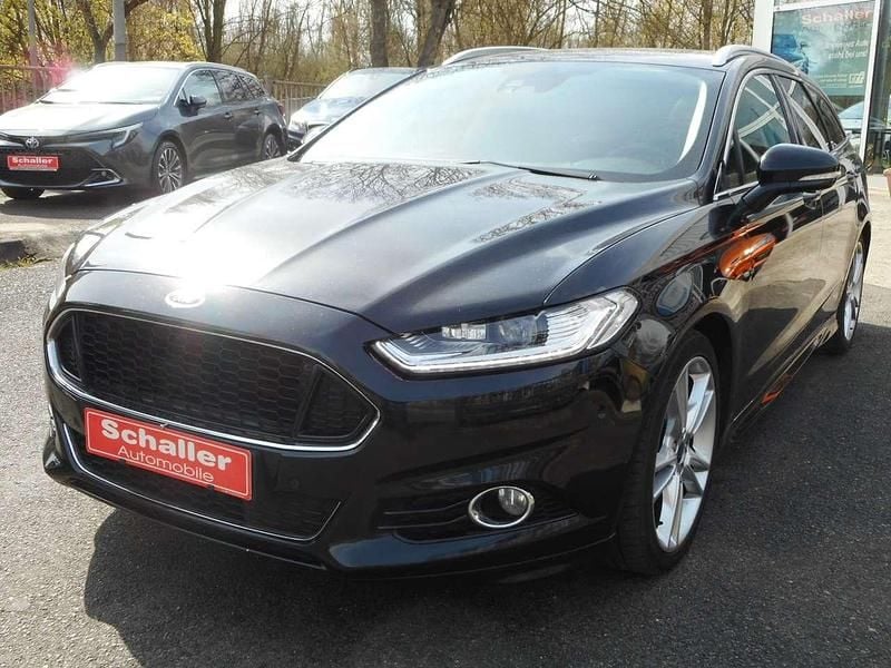 Gebraucht Ford Mondeo Titanium 179 PS (131 kW) 2015 Pantherschwarz metallic Kombi