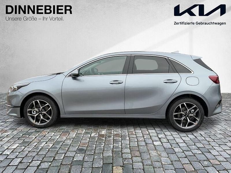 Gebraucht Kia Ceed 140 PS (102 kW) 2025 Silber Kleinwagen