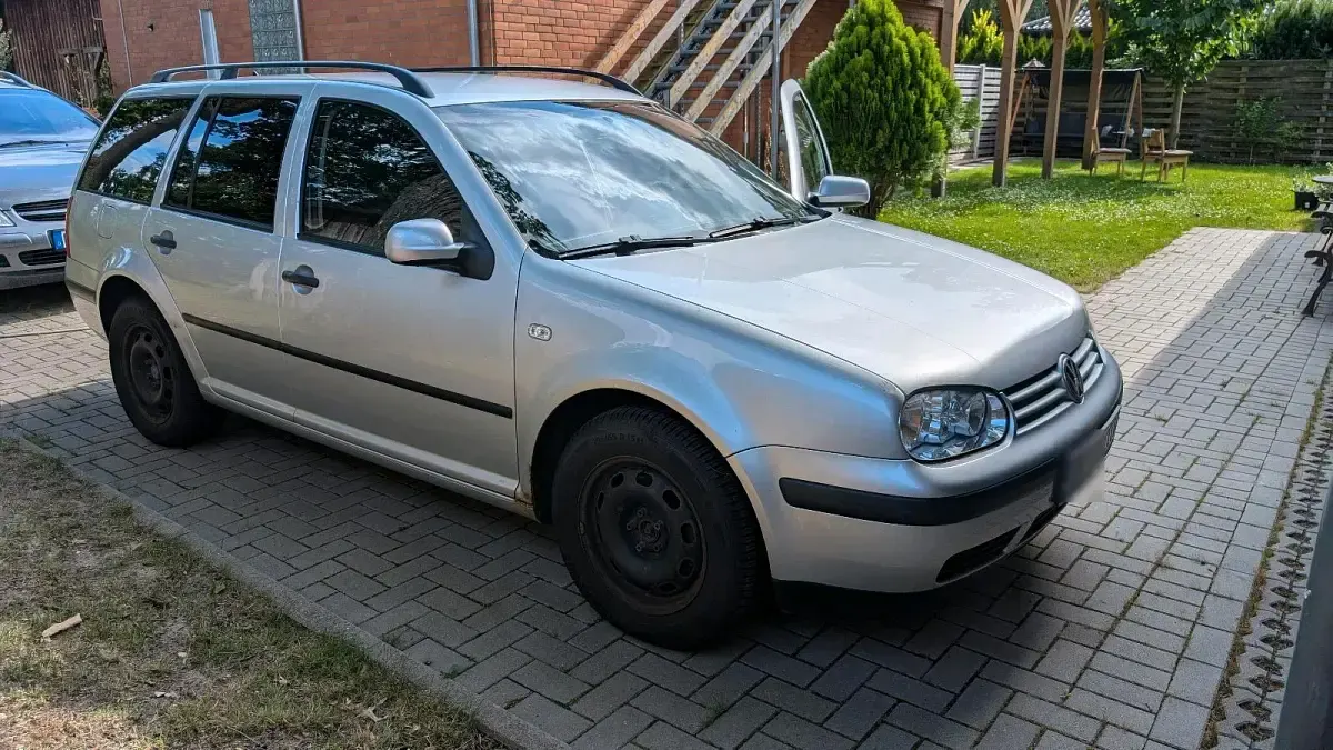 Gebraucht VW Golf IV 101 PS (74 kW) 2006 Silber Kombi