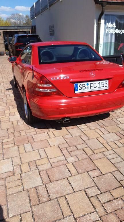 Second-hand Mercedes SLK200 150 CP (110 kW) 2001 Roșu Cabrio