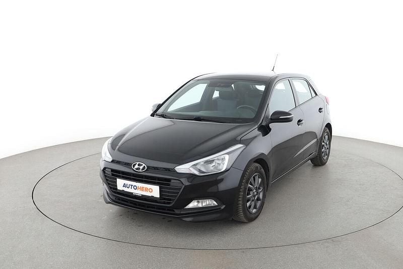 Schwarz Gebraucht 2017 Hyundai i20 YES! Limousine | 10.270 € (Fairer Preis) - Bild 1/3