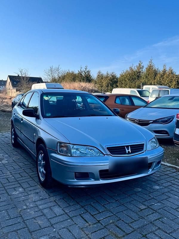 Gebraucht Honda Accord LS 136 PS (100 kW) 2000 Silber Limousine