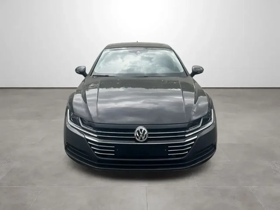 Gebraucht VW Arteon 150 PS (110 kW) 2018 Grau Kleinwagen