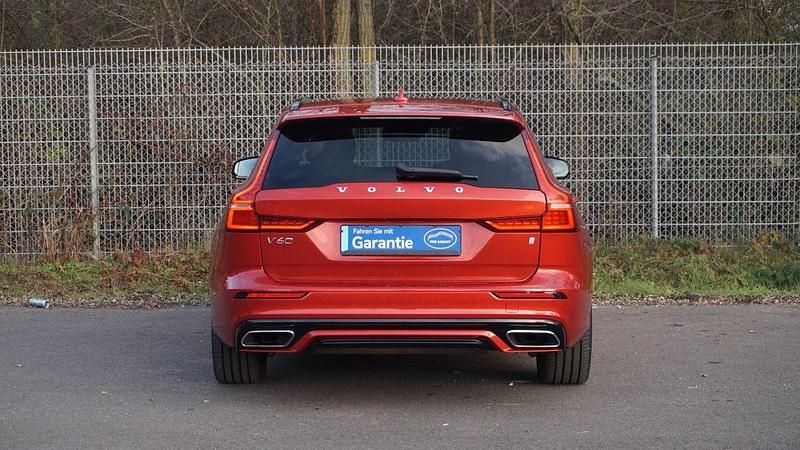 Gebraucht Volvo V60 R-Design 341 PS (250 kW) 2020 Rot Kombi