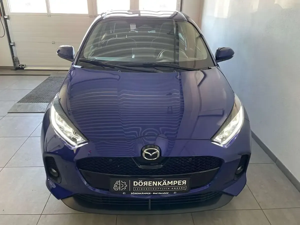 Neu Mazda 2 Exclusive 116 PS (85 kW) 2026 Glass blue Kleinwagen