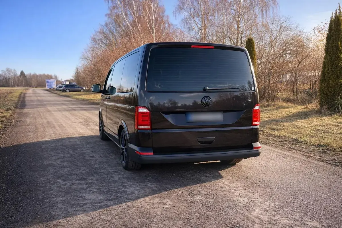 Gebraucht VW Multivan California 150 PS (110 kW) 2019 Schwarz Van / Kleinbus