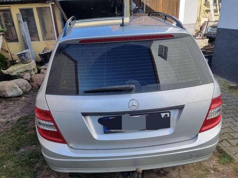 Gebraucht Mercedes C200 136 PS (100 kW) 2010 Silber Kombi