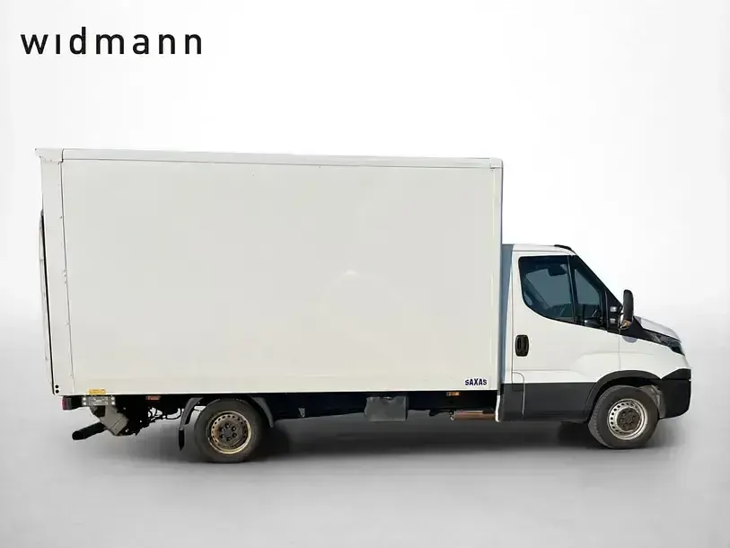 Używany Iveco Daily 156 KM (114 kW) 2019 Biały Minivan