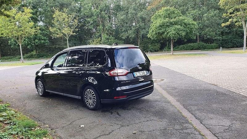 Gebraucht 2021 Ford Galaxy Vignale Van / Kleinbus | 33.500 € - Bild 1/4