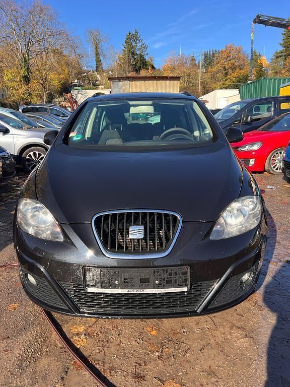 Schwarz Gebraucht 2010 Seat Altea XL Van / Kleinbus | 2.999 € (Fairer Preis) - Bild 1/4