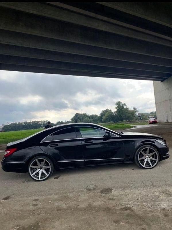 Gebraucht Mercedes CLS350 265 PS (194 kW) 2011 Schwarz Coupé