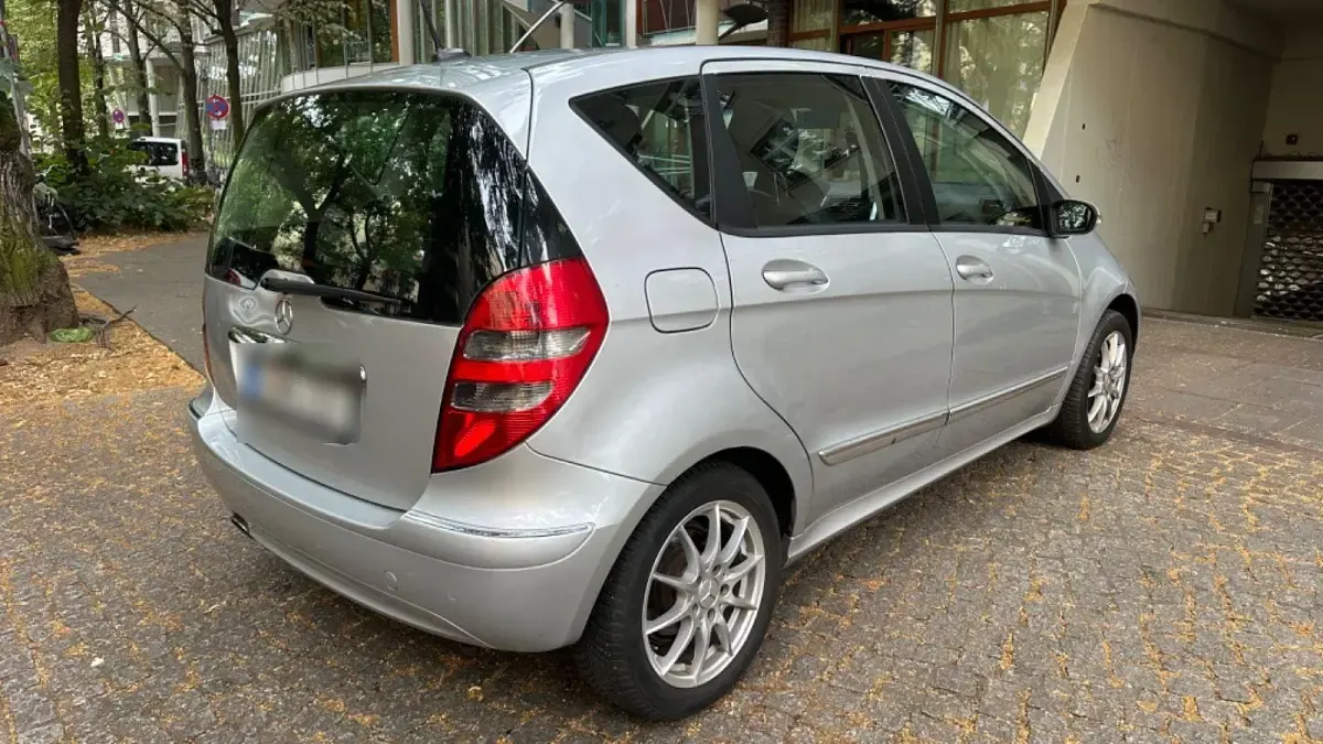 Gebraucht Mercedes A150 Classic 95 PS (69 kW) 2006 Grau Van / Kleinbus