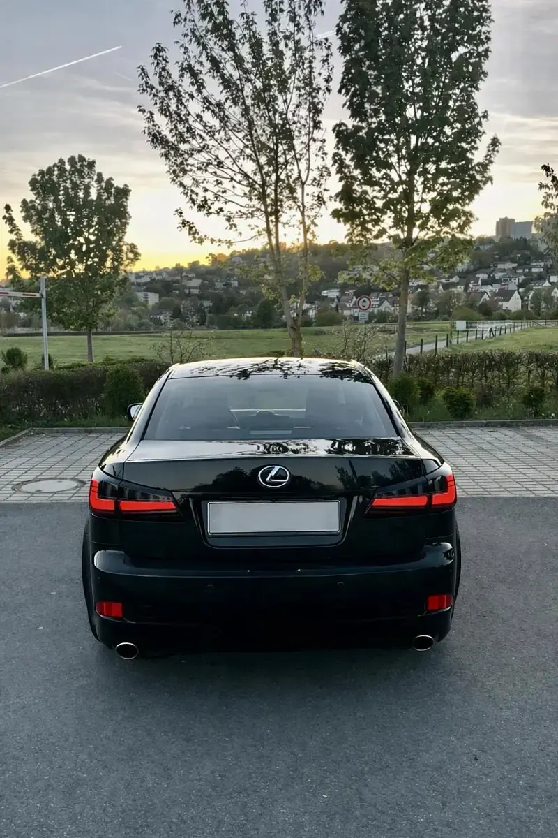 Gebraucht Lexus IS250 215 PS (158 kW) 2011 Schwarz Limousine