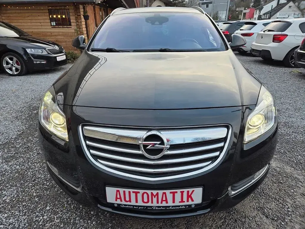 Gebraucht Opel Insignia OPC 260 PS (191 kW) 2010 Schwarz Kombi
