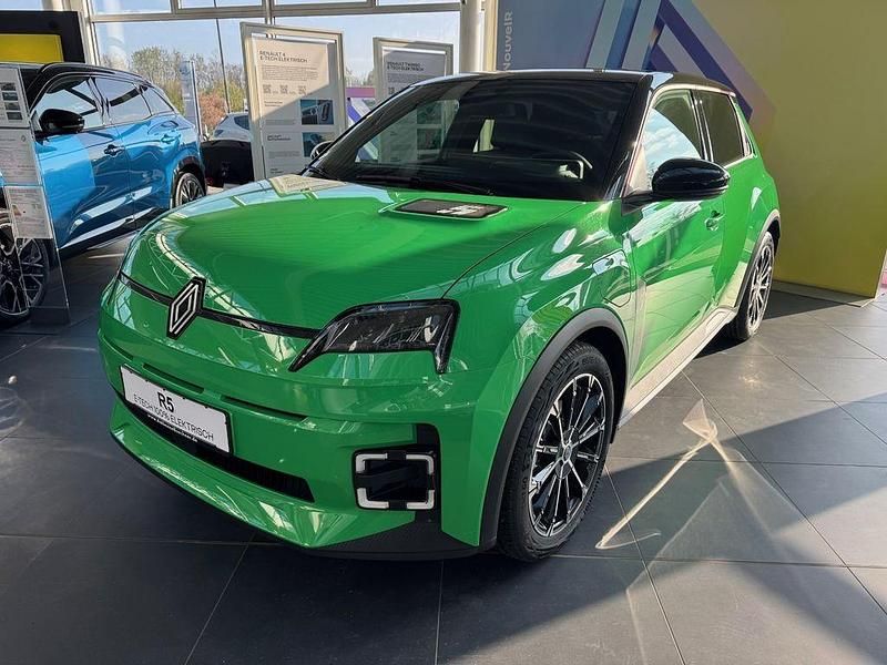 Neu Renault 5 E-Tech Komfort 77 kW (106 PS) 2026 Grün Limousine