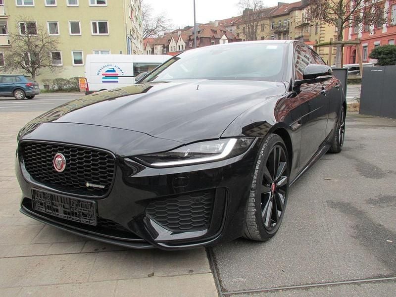 Gebraucht Jaguar XE R-Dynamic 179 PS (131 kW) 2020 Schwarz Limousine