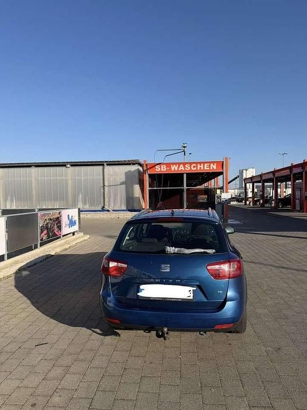 Gebraucht Seat Ibiza ST Style 105 PS (77 kW) 2014 Blau Kombi