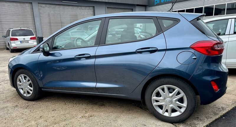 Blau Gebraucht 2019 Ford Fiesta Trend Kleinwagen | 13.800 € (Fairer Preis) - Bild 1/4