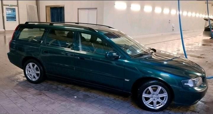Gebraucht Volvo V70 163 PS (119 kW) 2001 Grün Kombi