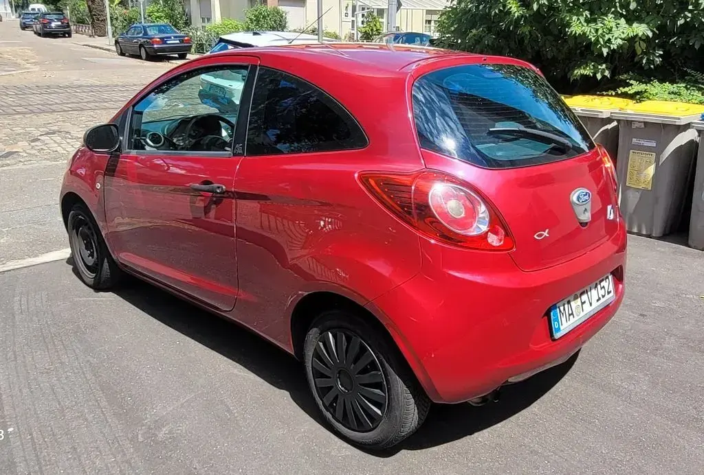 Gebraucht Ford Ka Trend 69 PS (50 kW) 2009 Rot Kleinwagen