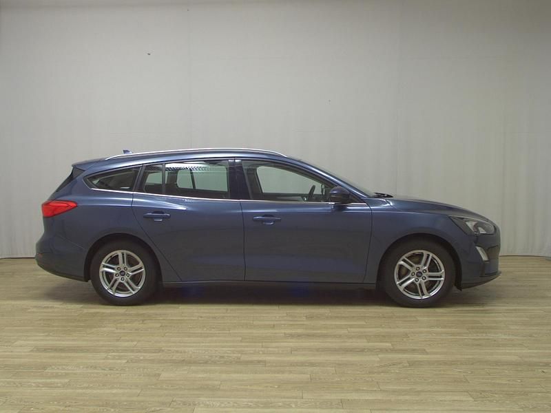 Gebraucht Ford Focus Titanium 120 PS (88 kW) 2021 Blau Kombi