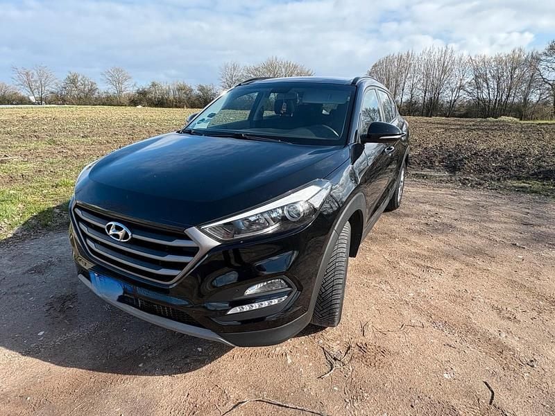 Gebraucht Hyundai Tucson Trend 177 PS (130 kW) 2017 Schwarz SUV